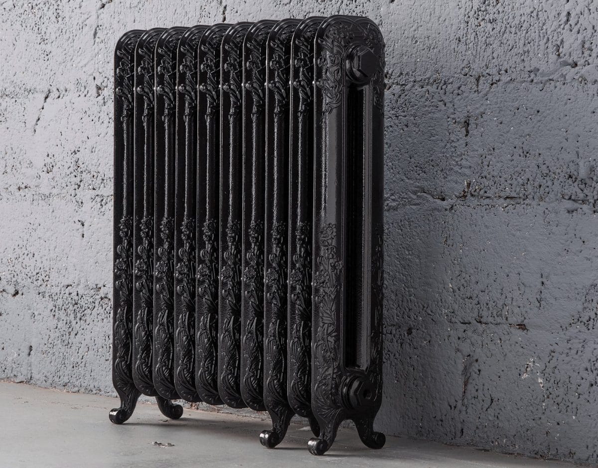 Arroll Daisy Cast Iron Radiator 590mm - Image 5