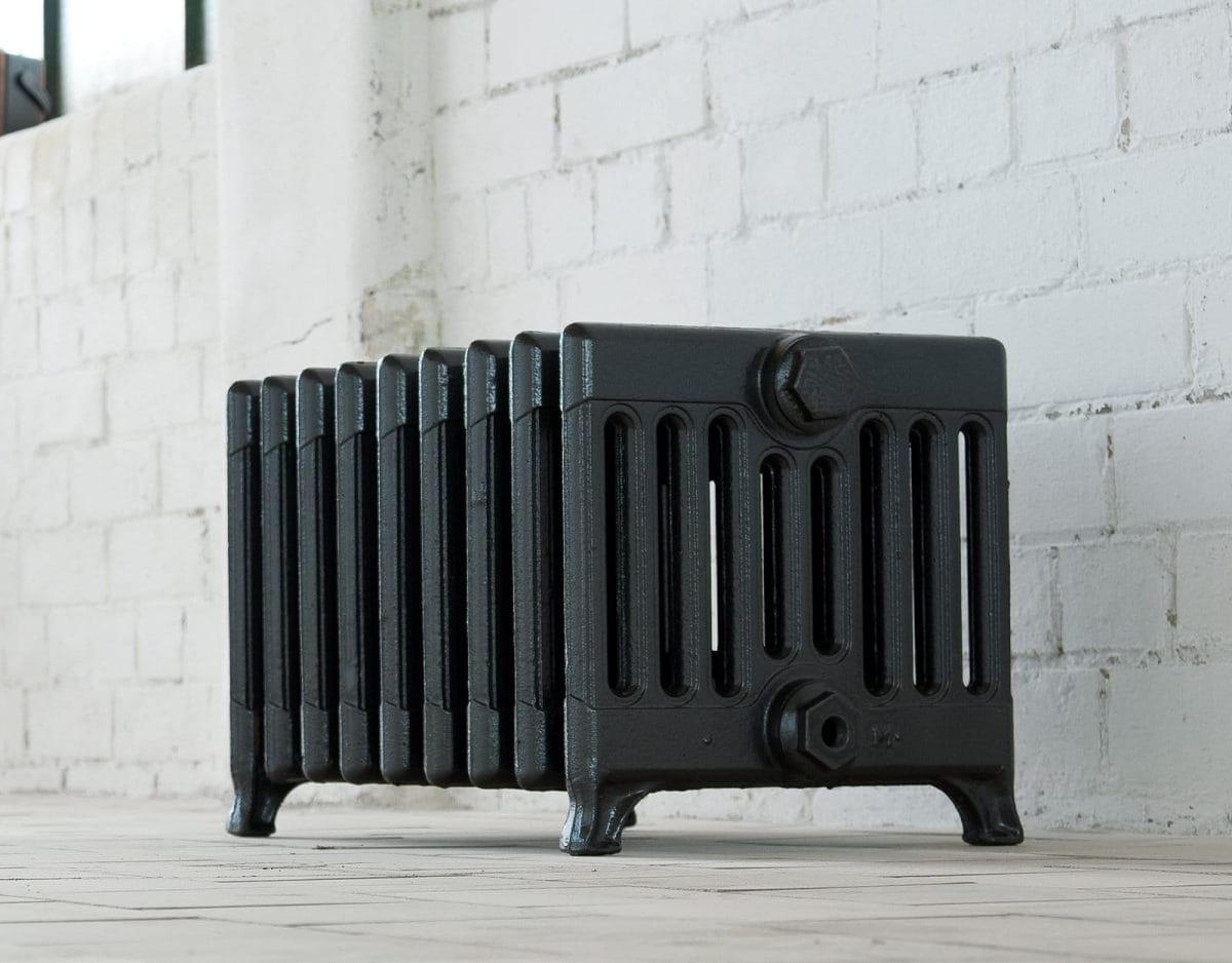 Arroll Victorian 9 Column Cast Iron Radiator Detailed View.jpg