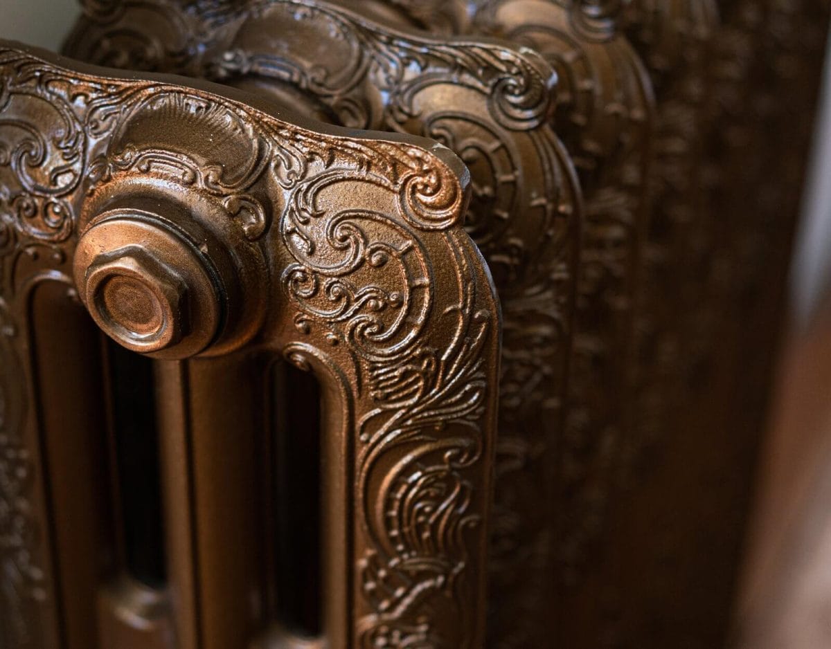 Arroll Rococo 3 Column Cast Iron Radiator Detailed View1.jpg