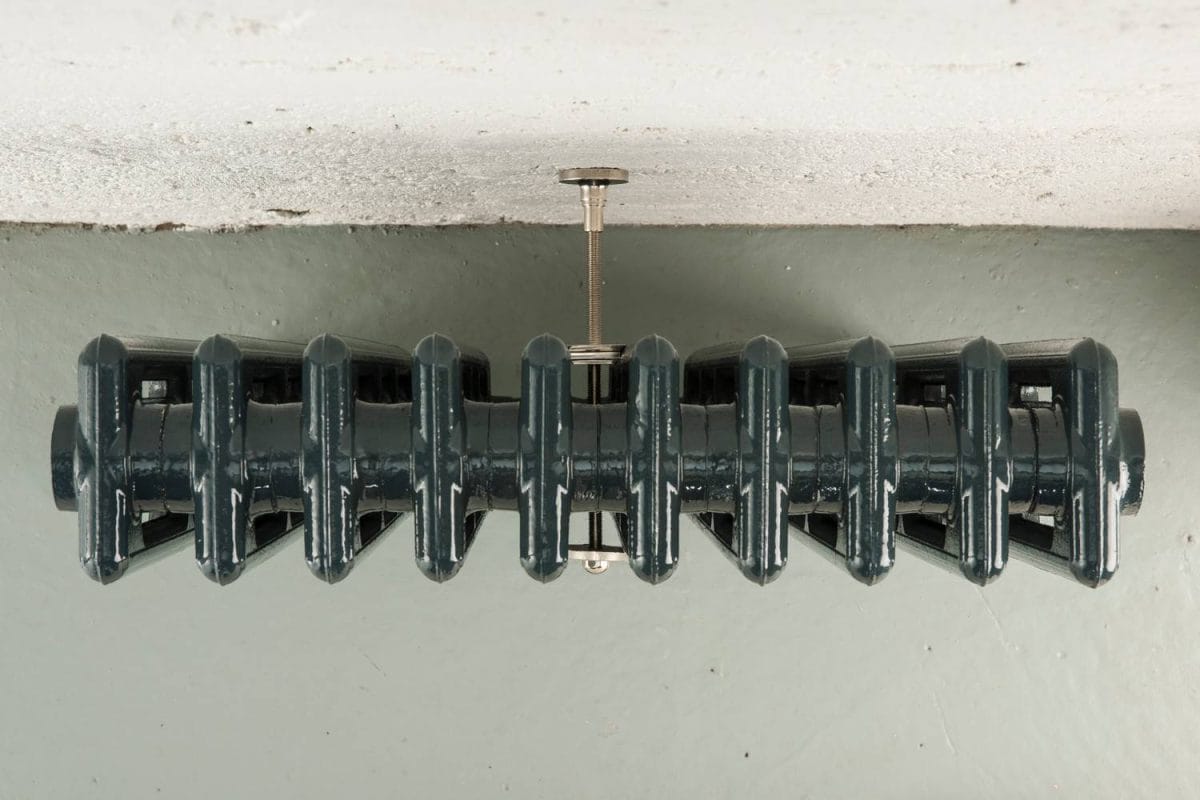 Home Refresh Arroll Luxury Wall Stay - Chrome 1