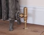 Daisy Wheel 15mm Inlet Manual Radiator Valve (Brass) - Image 3