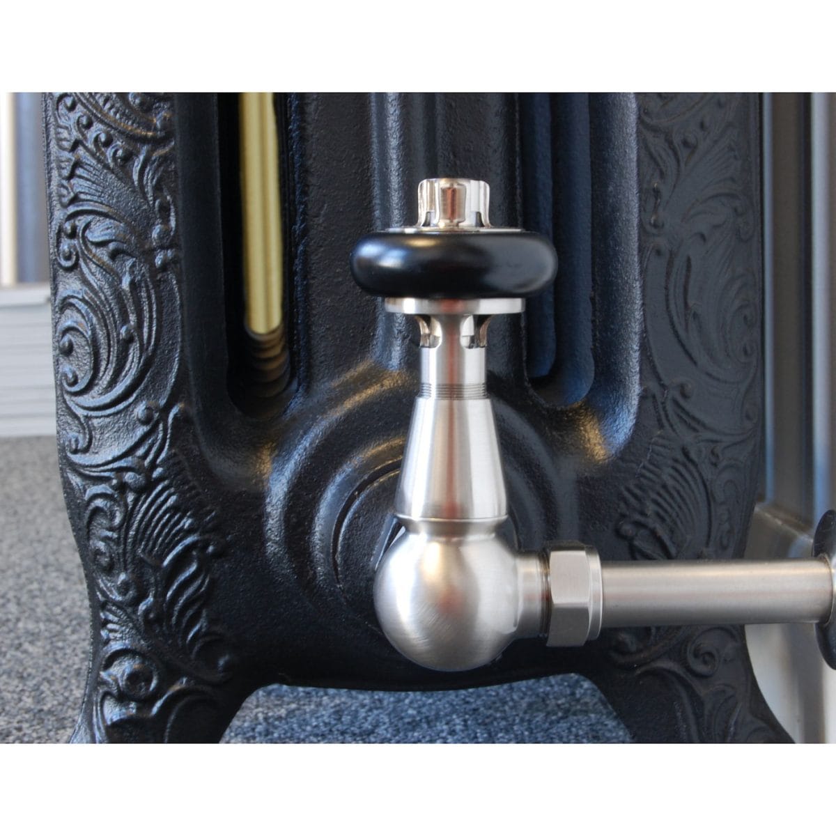 Faringdon Traditional Thermostatic Radiator Valve - Brushed Satin Nickel (Corner TRV) 7.jpg