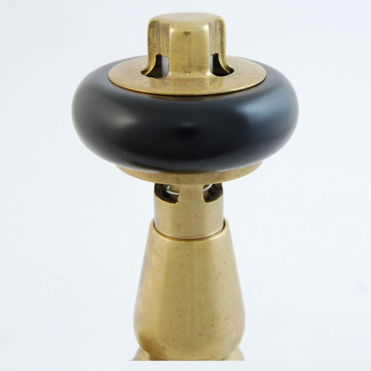 Eton Traditional Radiator Valve - Unlacquered Brass (Angled Manual) 8.jpg